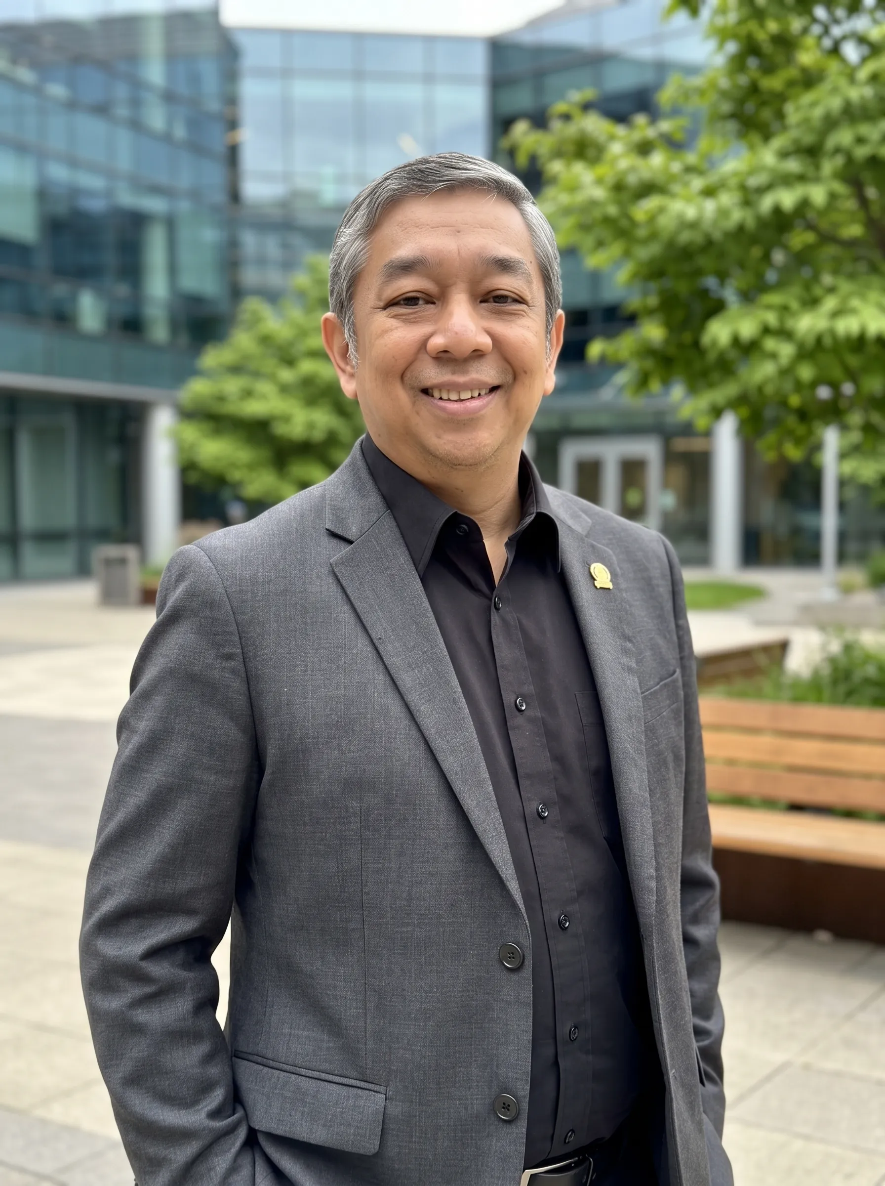 Prof. Dr. R. Eko Indrajit